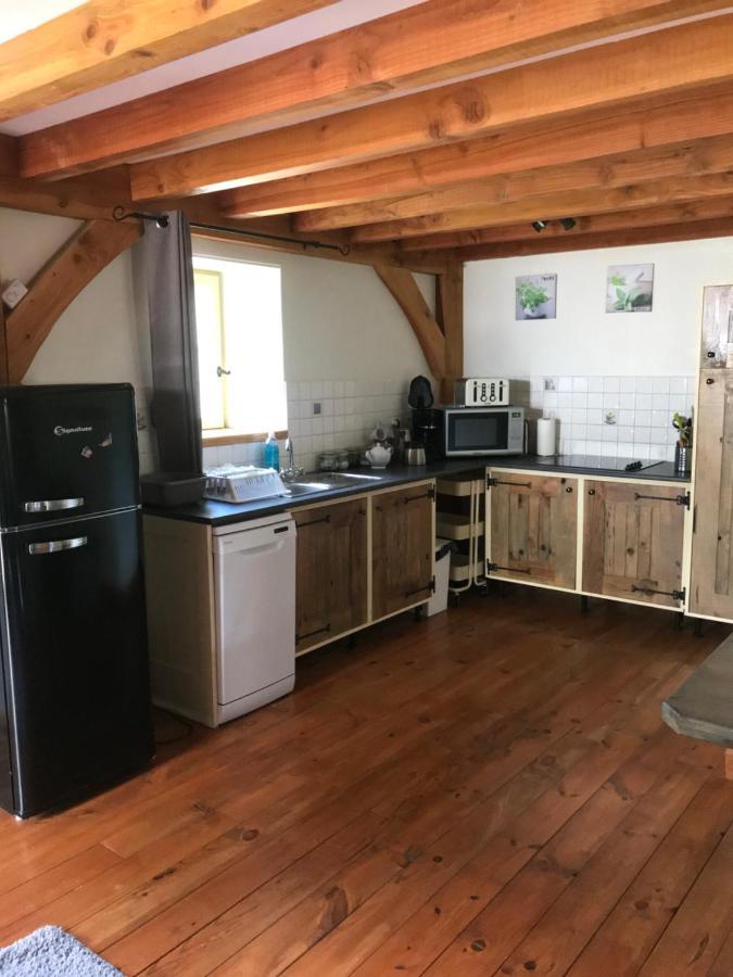 Chez Jallot - Upper Gite Vidaillat エクステリア 写真